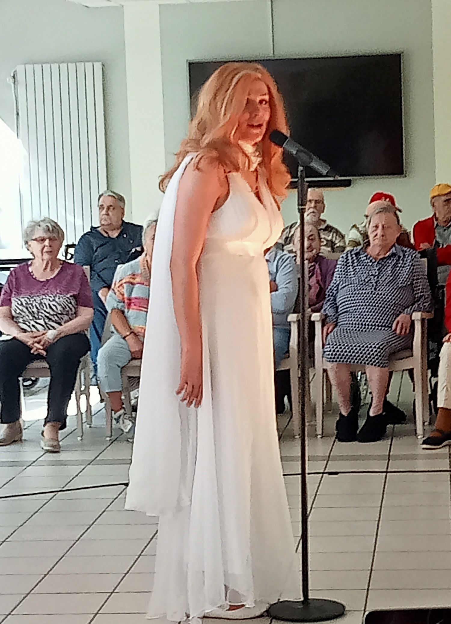 Spectacle de Maude aux Charmilles  