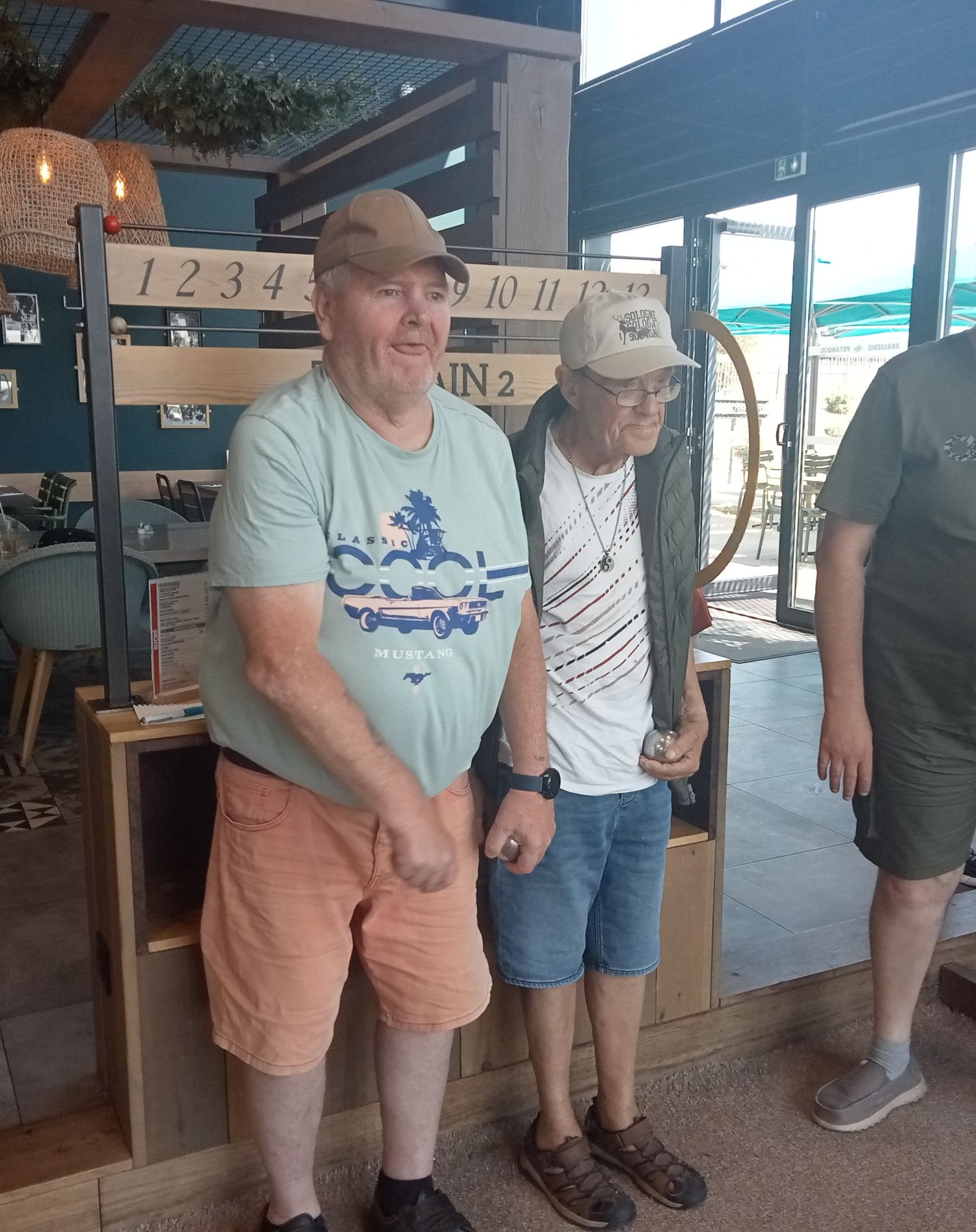 Brasserie Pétanque La Place des Oliviers  