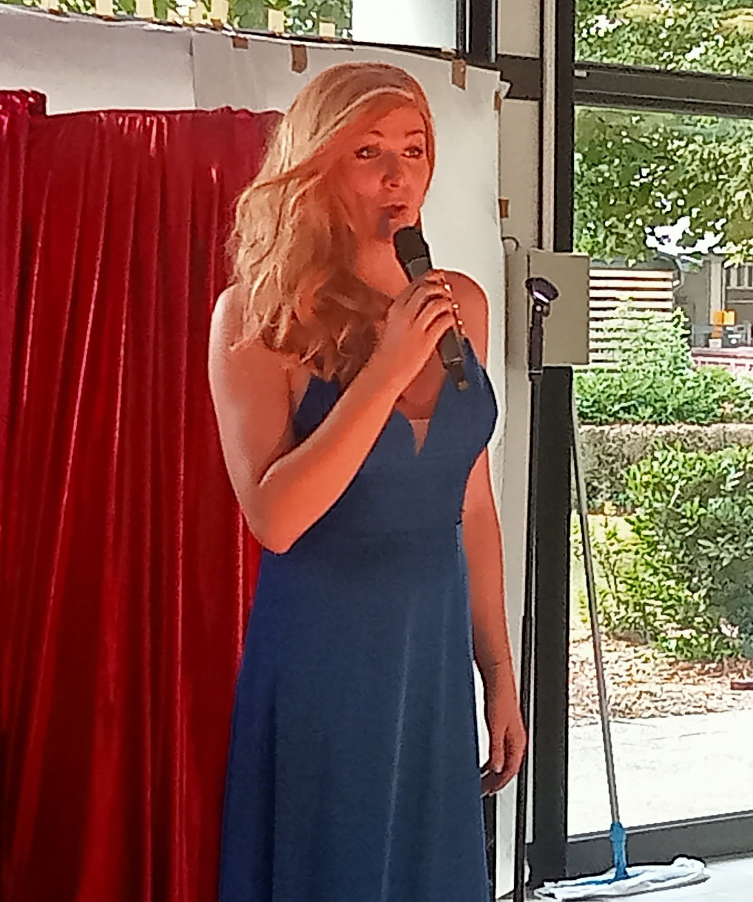 Spectacle de Maude aux Charmilles  