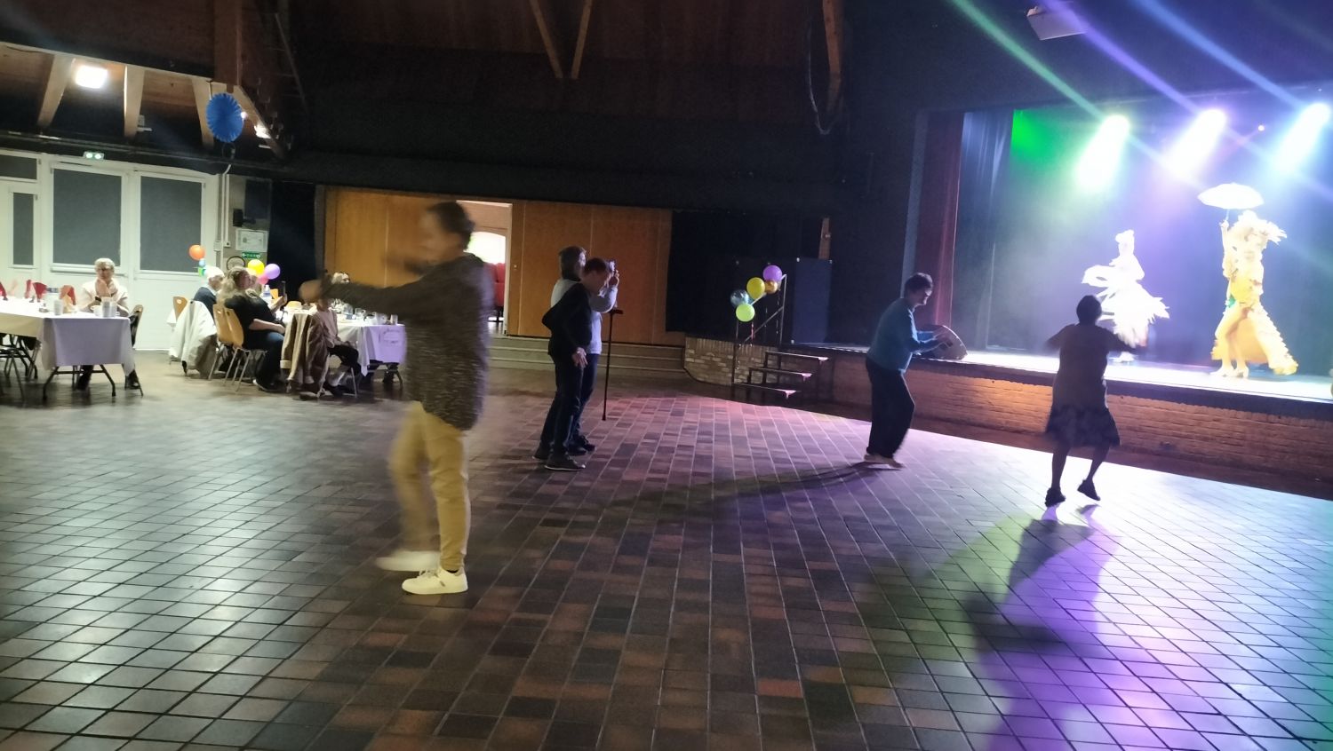 Spectacle a l occasion de la semaine blueue 